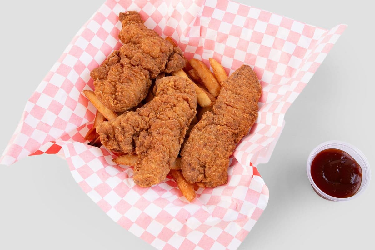 Chicken Strip Dinner with Fries (3 Pcs)