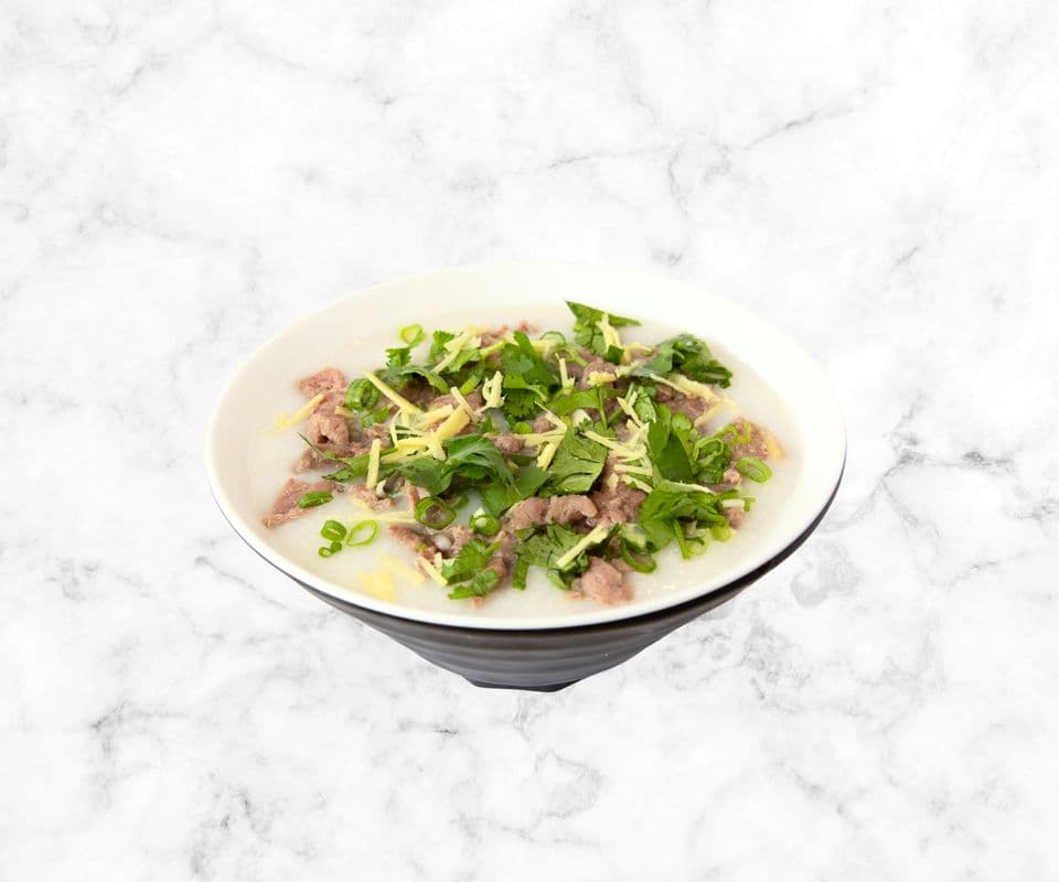 C2  Fresh beef sliced Congee / C2 牛肉粥