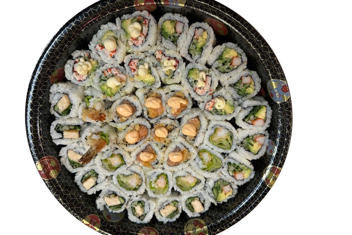 M3) Assorted Special Roll (40pcs)