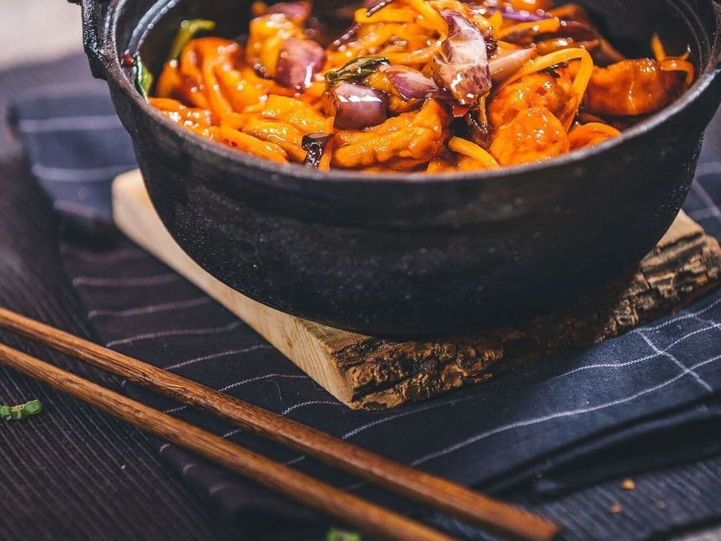 Yu-Shiang Braised Tofu with Eggplant en Casserole/D32