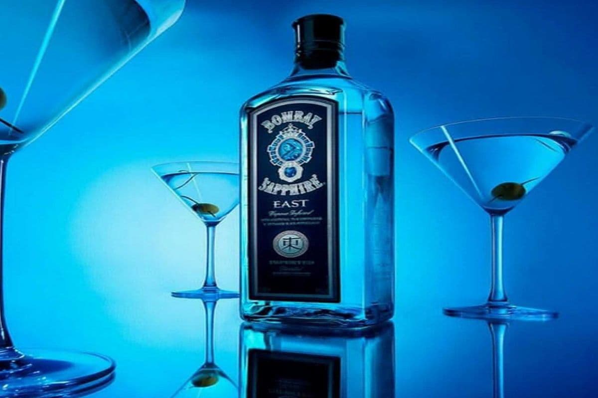 BOMBAY SAPPHIRE EAST (1 x 750ML)