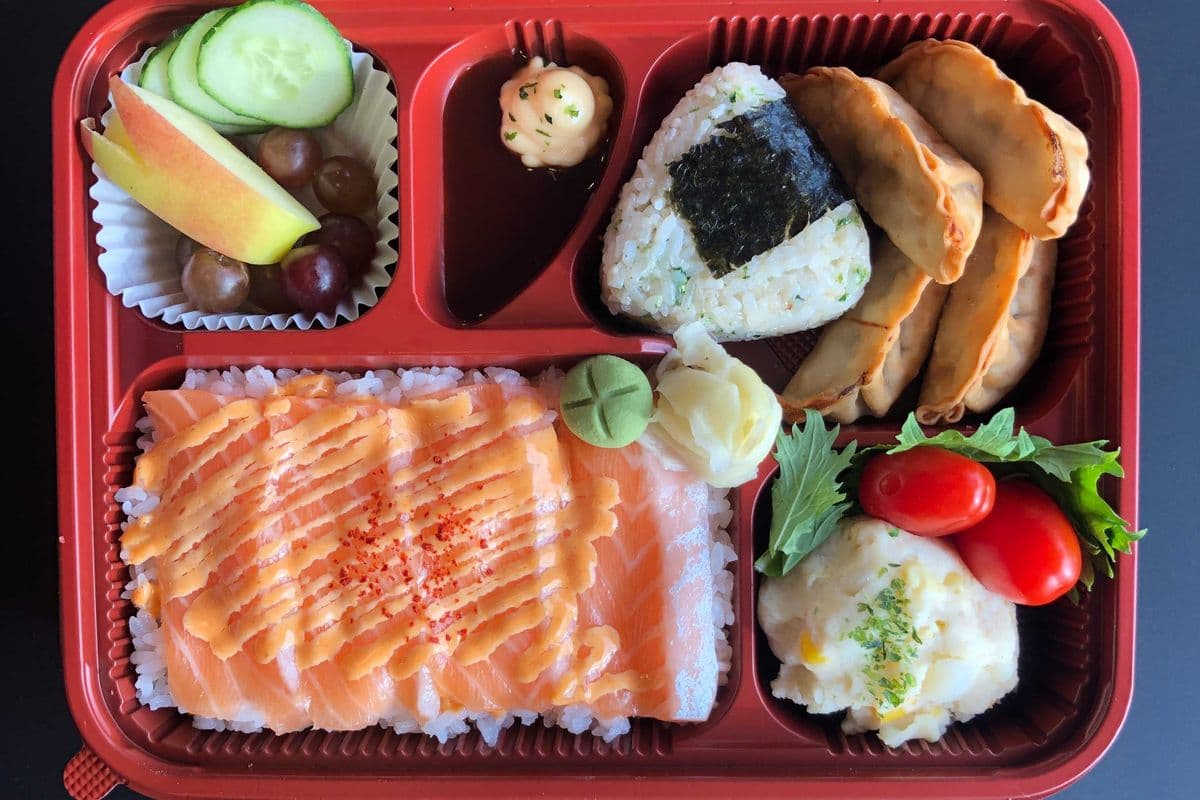Bento C. Spicy Salmon Don