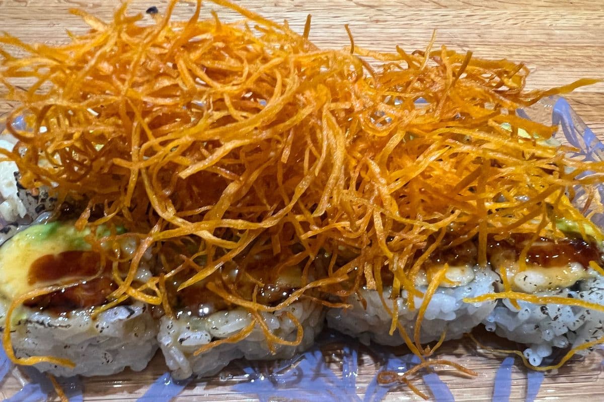 Dynamite Crunch Roll (8pcs)