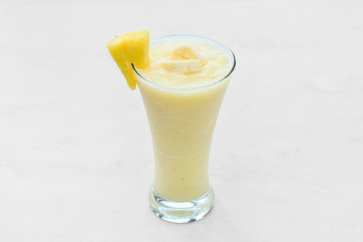 Pineapple banana smoothie
