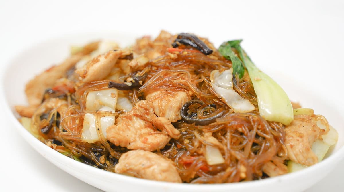 Glass Noodle Chicken - Pad Woon Sen