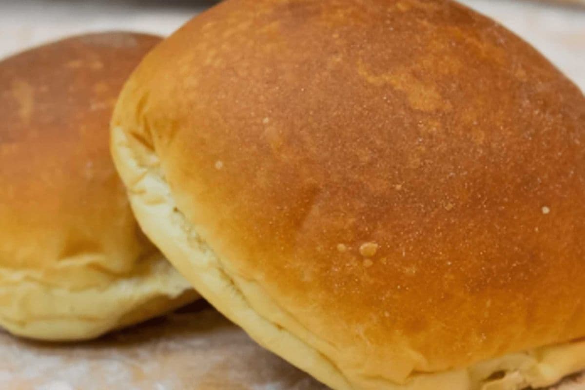 Hamburger Buns (8 Pack)