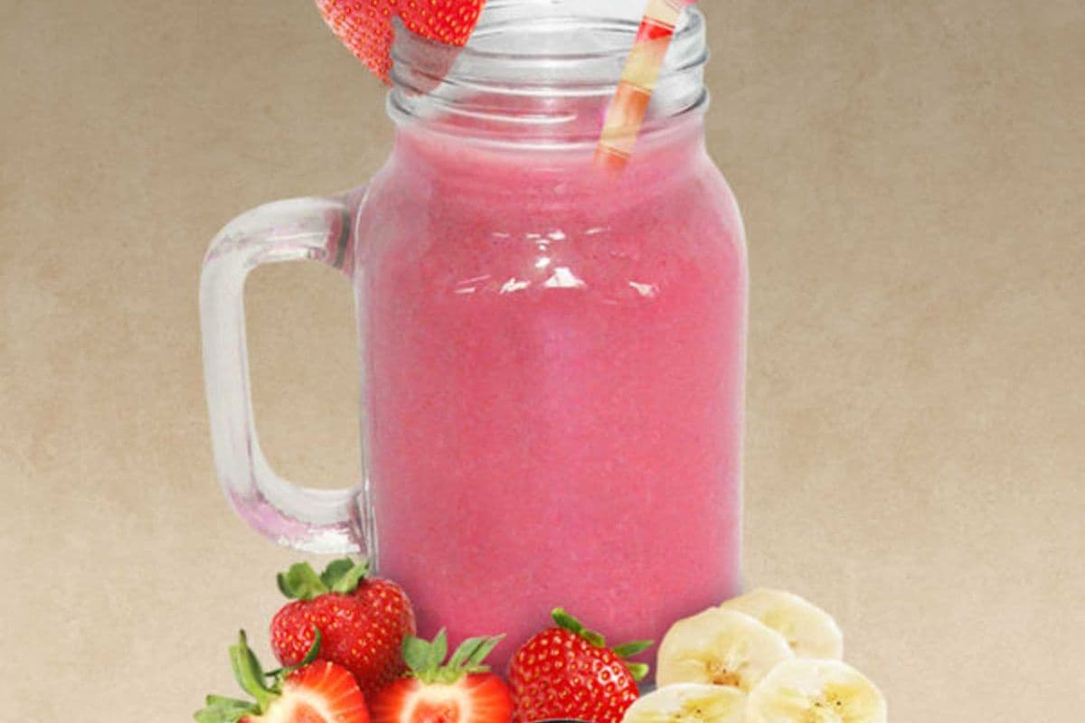 Yo-Eh Strawbana Smoothie