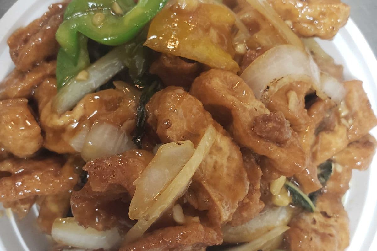 D19. Thai Basil Fried Tofu