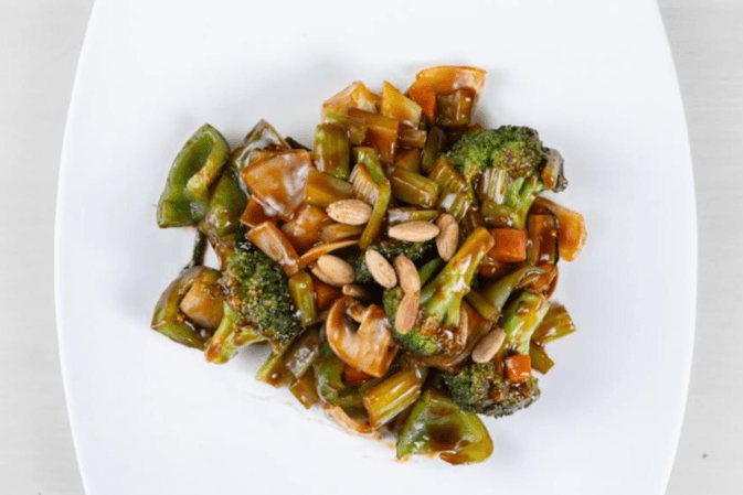 Diced Vegetables and Almonds 菜丁