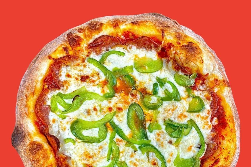 12" moyenne pizza toute garnie / 12" Medium All Dressed Pizza
