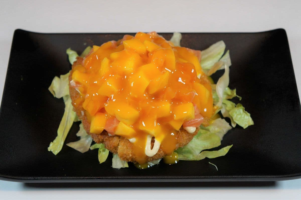 171. Mango Salmon Pizza