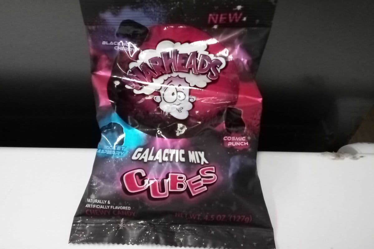 WarHead Galactic Mix Cubes (127g)