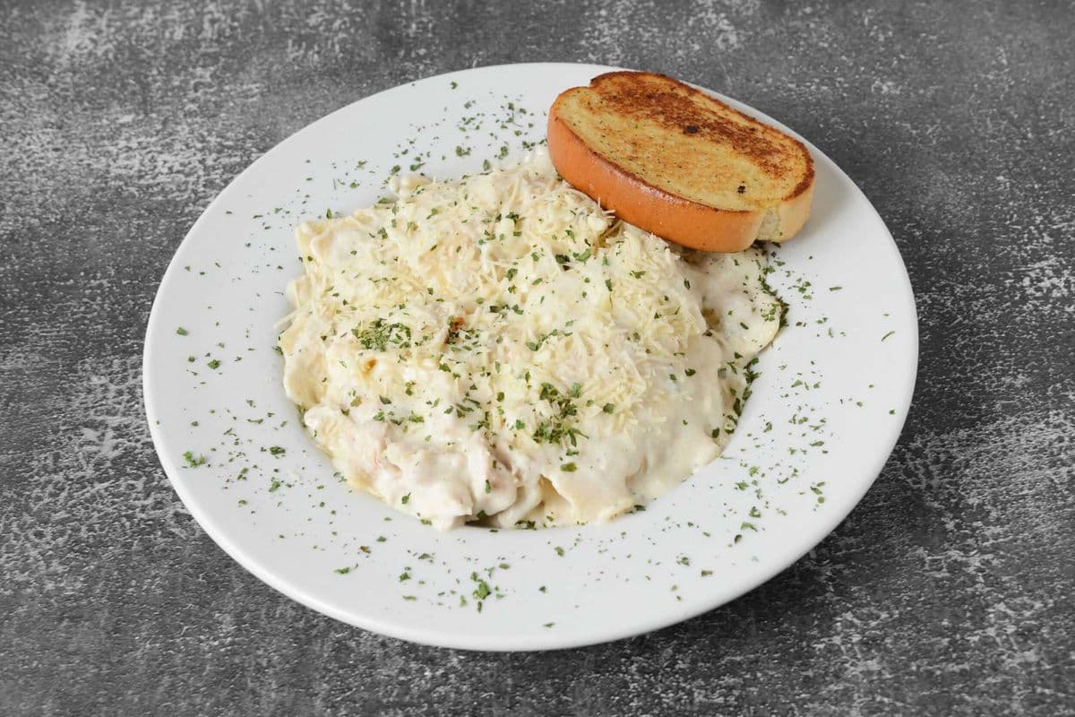 Fettuccine Alfredo