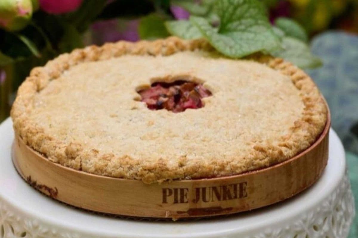 Rhubarb Pie (20 cm)