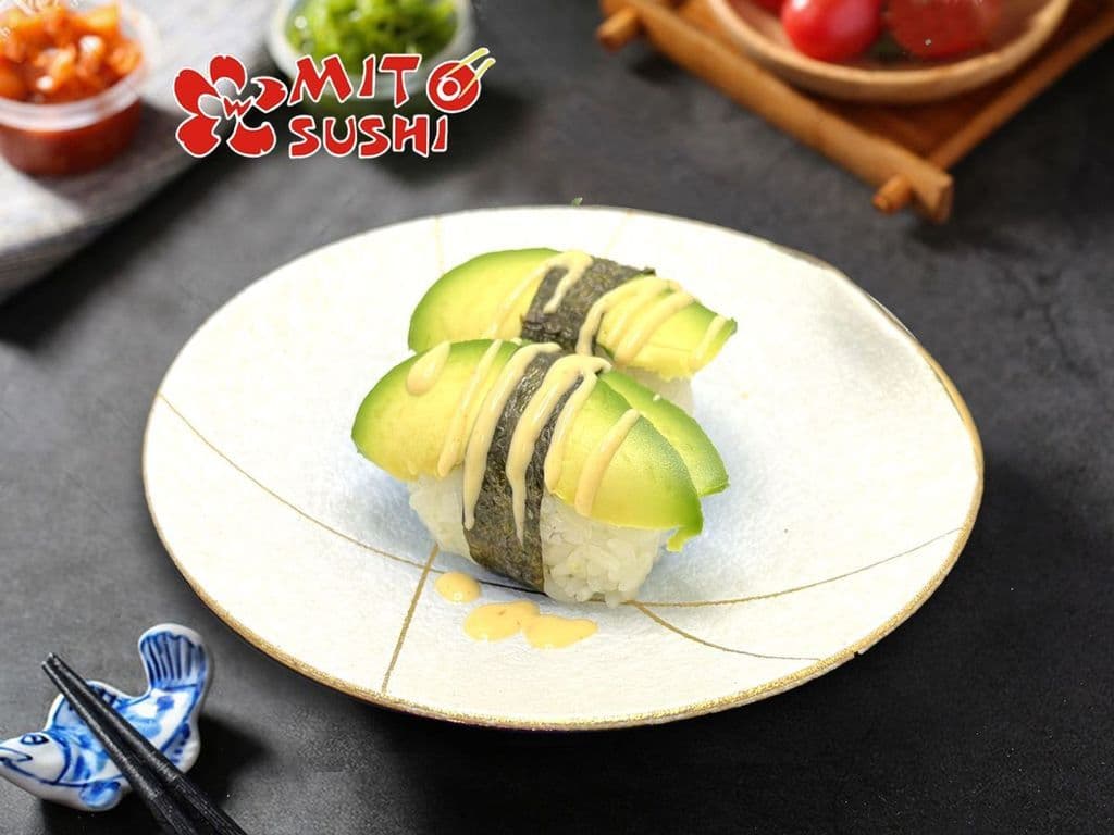 Spicy Avocado Sushi (2pcs)