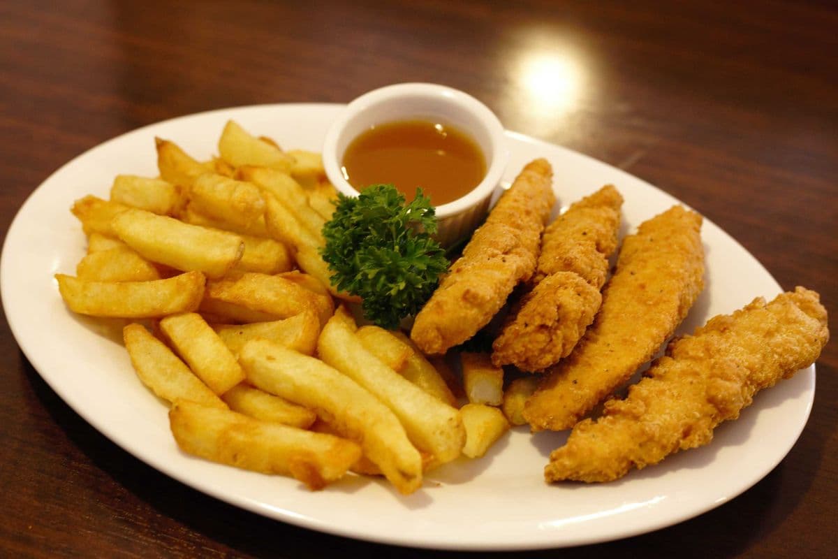 Chicken Fingers with Chips