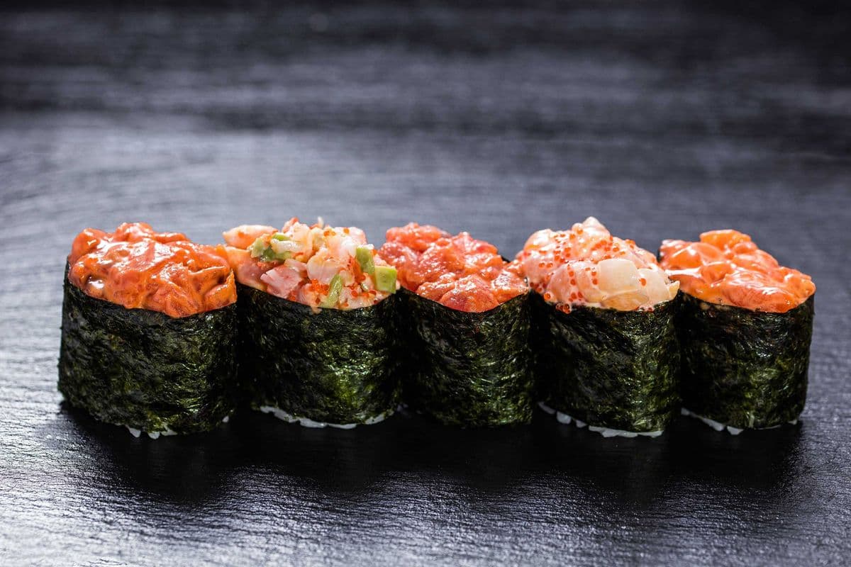 Tobikko Gunkan Sushi