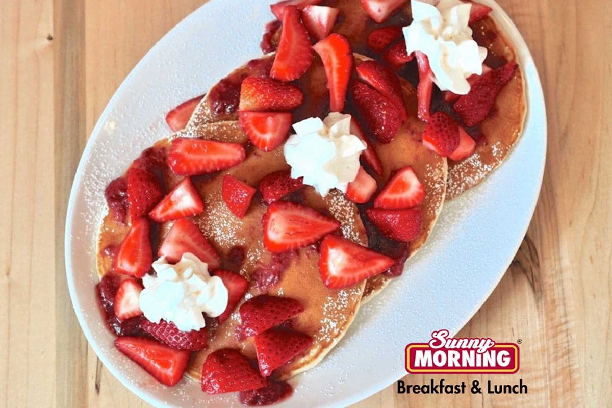 Very Strawberry Pancakes (3 pcs)