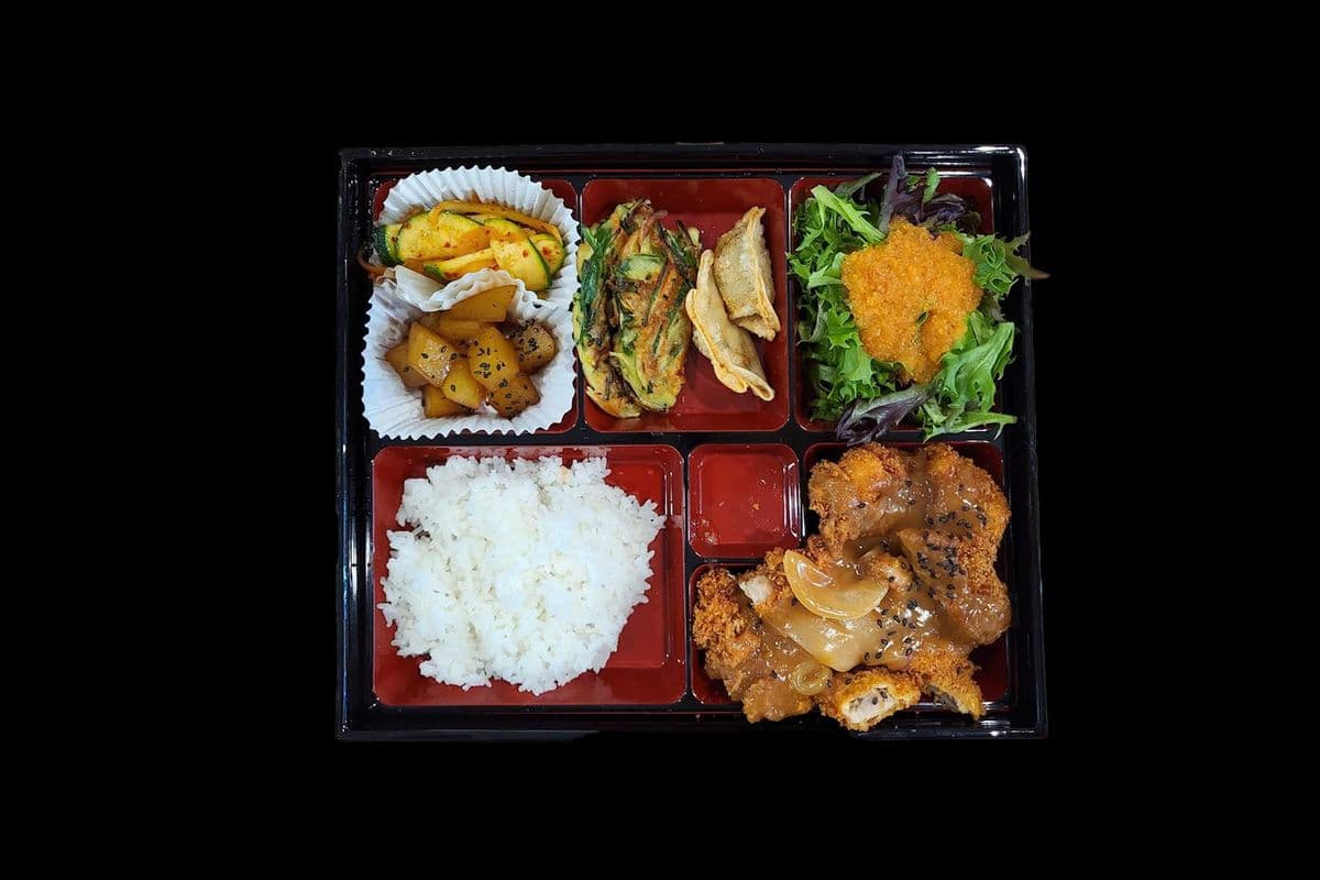 Chickenkatsu Doshrock (avec Côtelette de Poulet / with Chicken Cutlet)