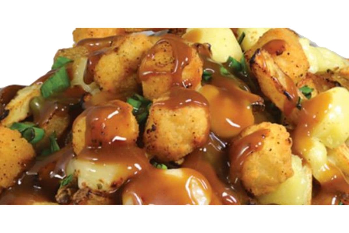 Bayside Crazy Popcorn Chicken Poutine