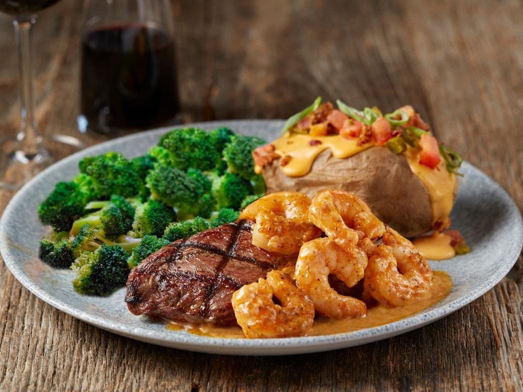 8 oz Sirloin w/ Creamy Cajun Shrimp