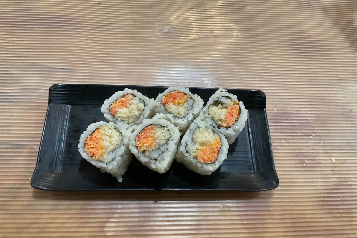Crispy Spicy Crab Roll