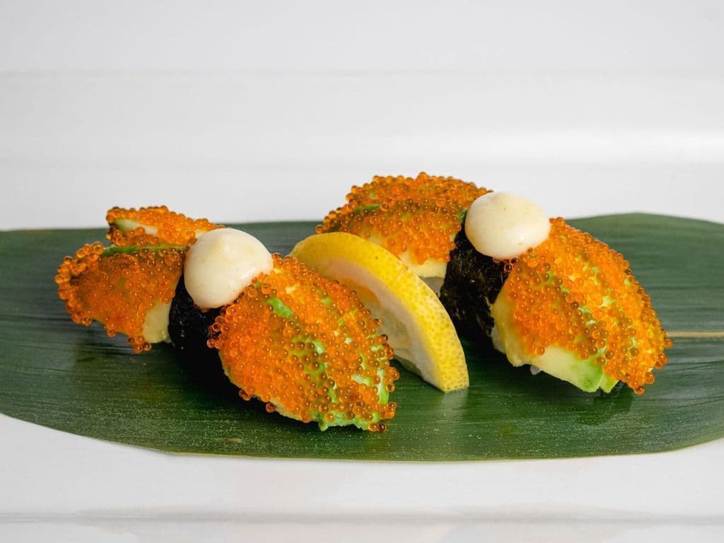 Red Tobiko Avocado Sushi (2pcs)