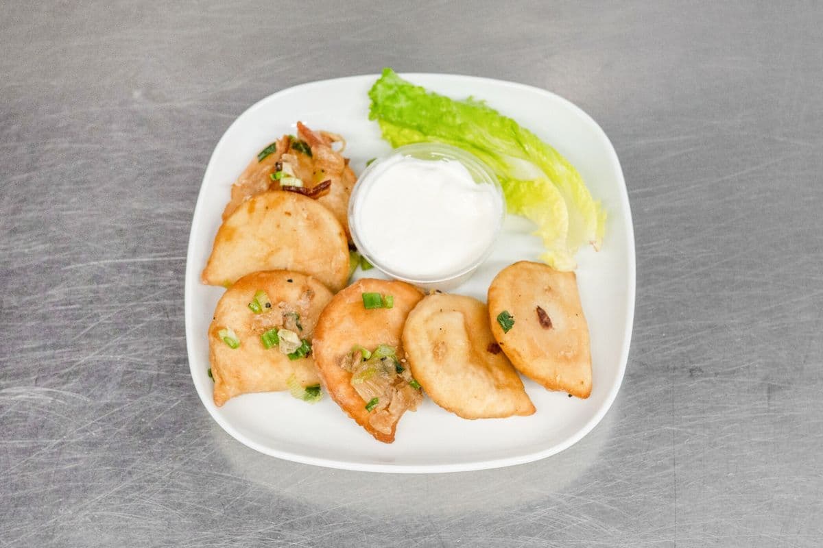 Perogies (6 pcs)
