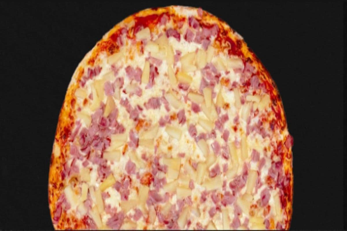 Medium Hawaiian Pizza