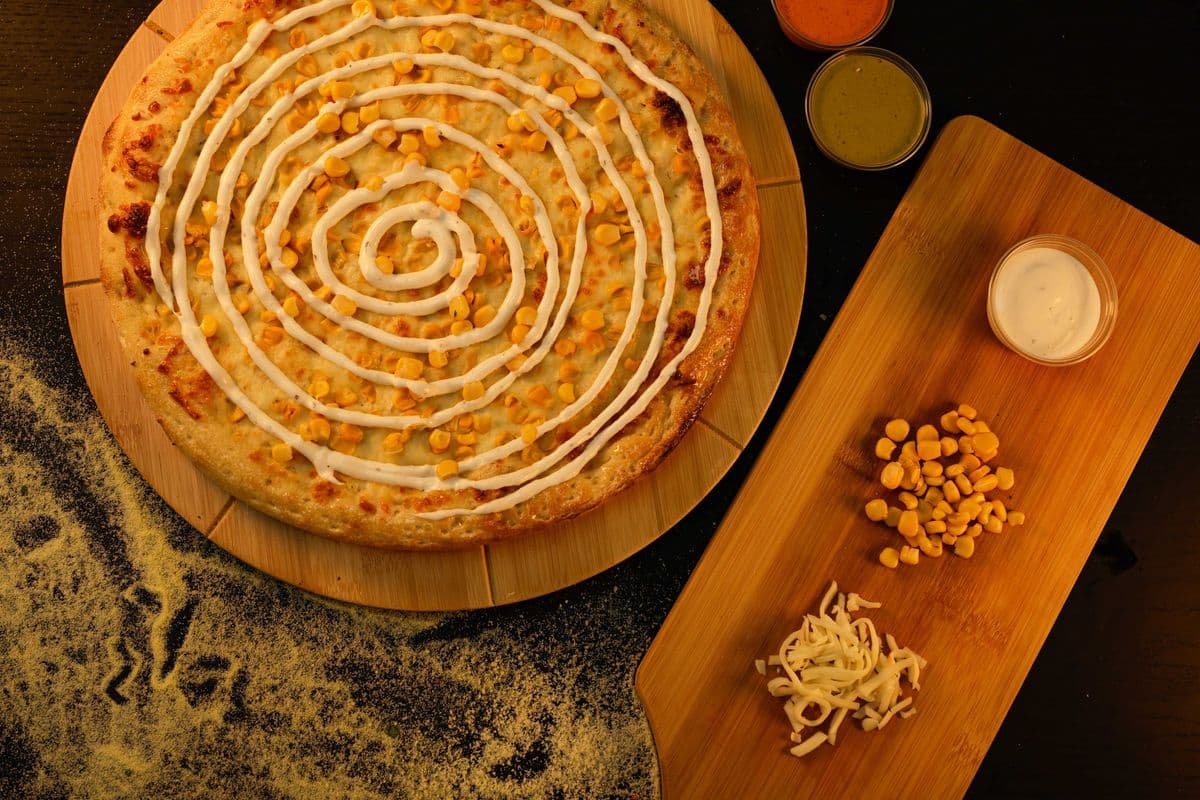 Creamy Corn Pizza