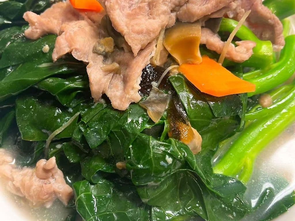 V06 Braised Kailan