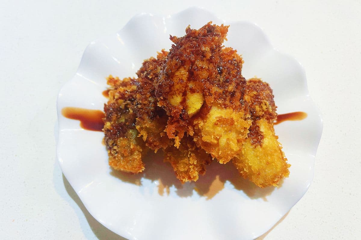 40. Banana Tempura (8 pcs)