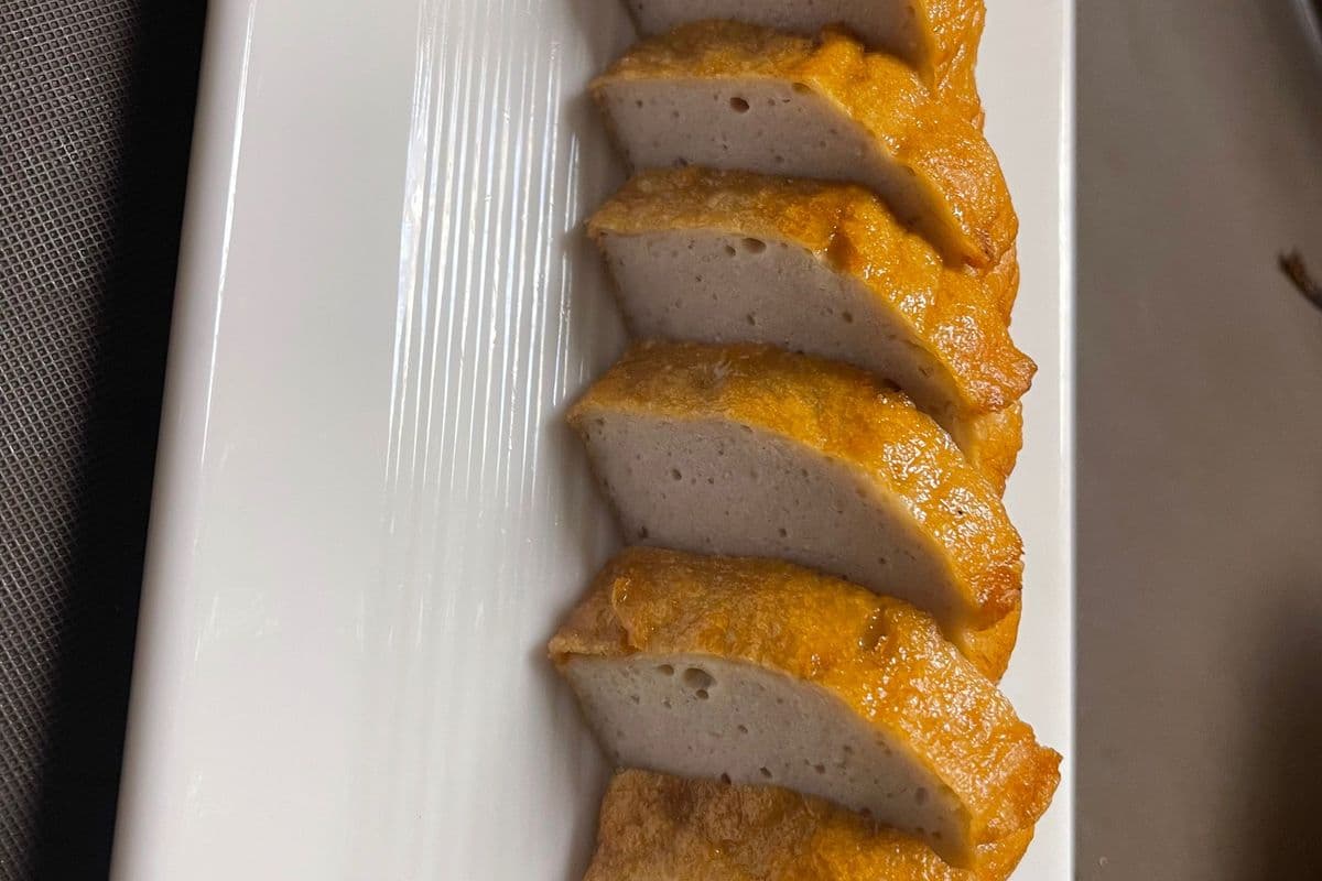 9. Deep-fried Vietnamese Ham - Chả Lụa Chiên