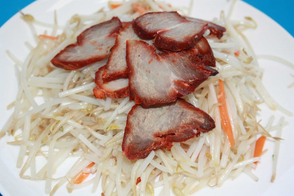 Roast Pork Bean Sprouts