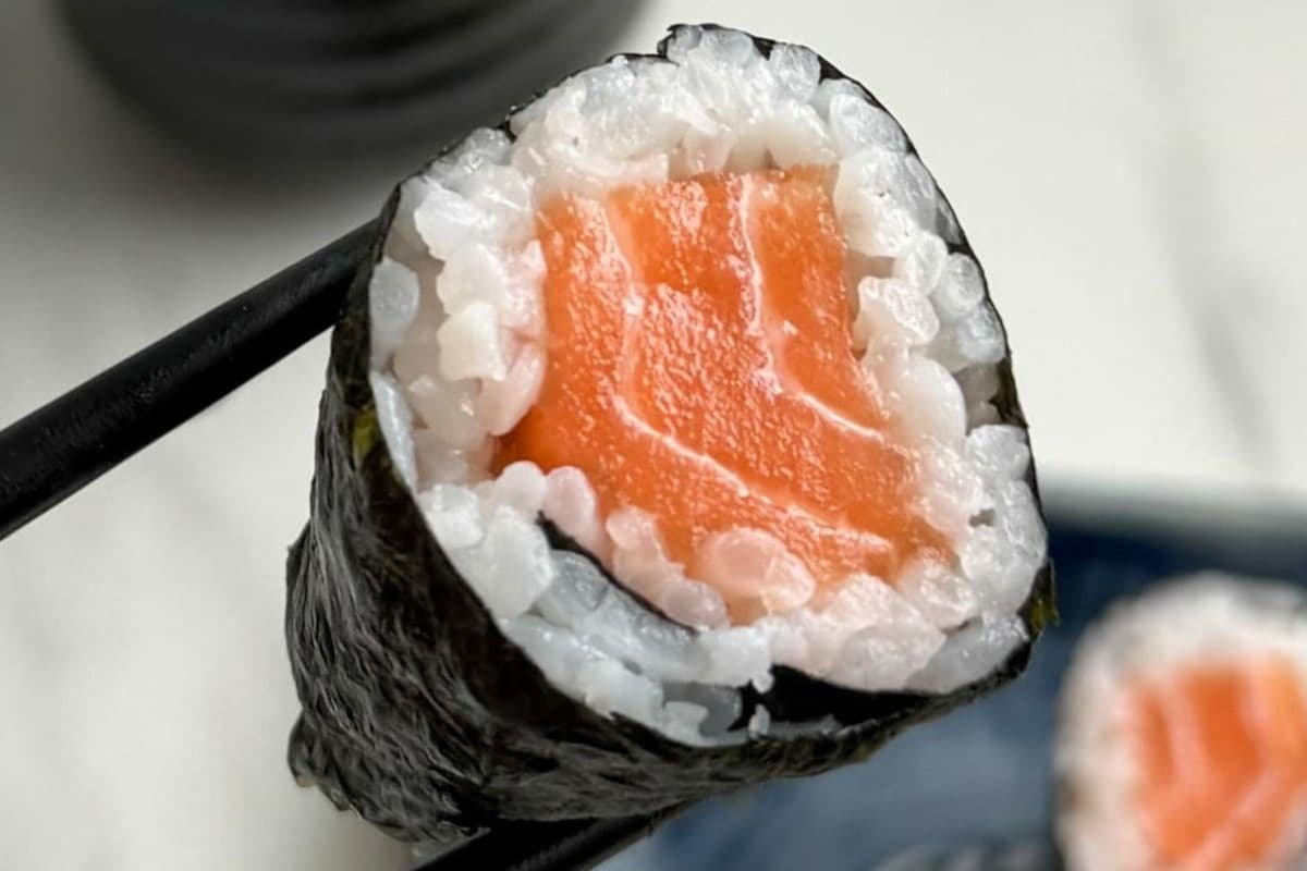 Spicy Salmon Roll