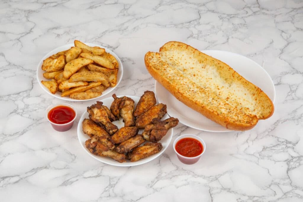 20 Chicken Wings, with Garlic Bread (app. 2 LB of Wings)