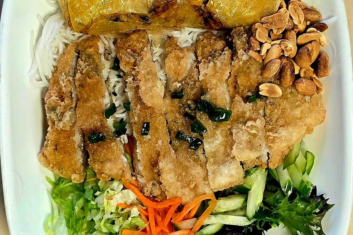 412. Crispy Basa Fish and Vegetable Spring Roll