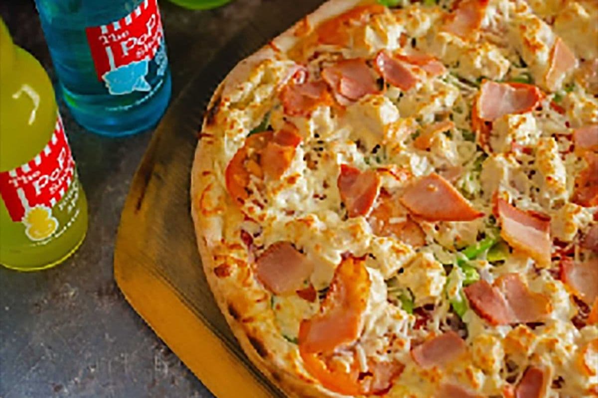 9" Chicken Caesar Pizza (6 slices)