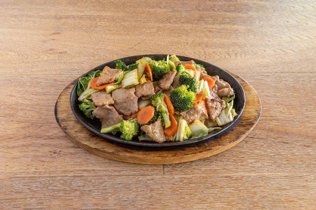 66. Sauteed Beef with Vegetables