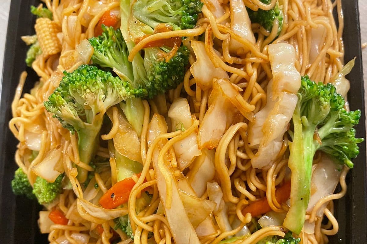 62. Vegetables Chow Mein