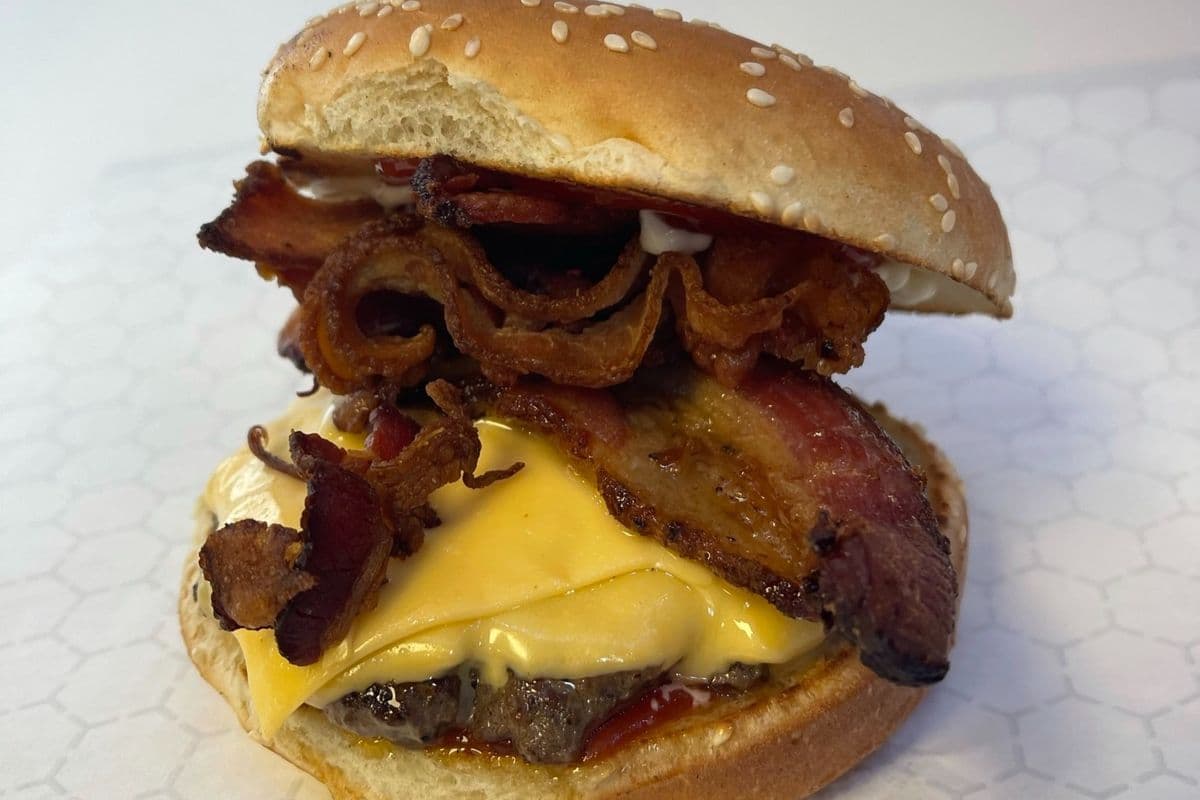 Bacon Cheeseburger Combo 6oz