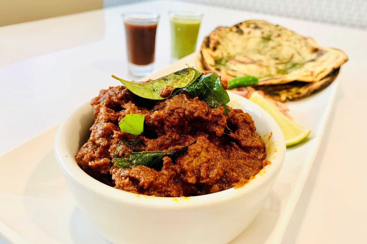 Soya Chaap Ghee Roast Combo - (Served Spicy)