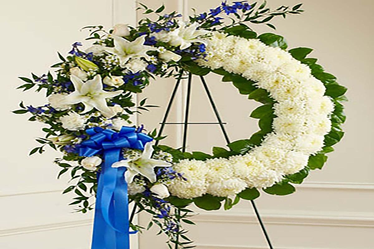 Serene Blessings Standing Wreath Blue and White