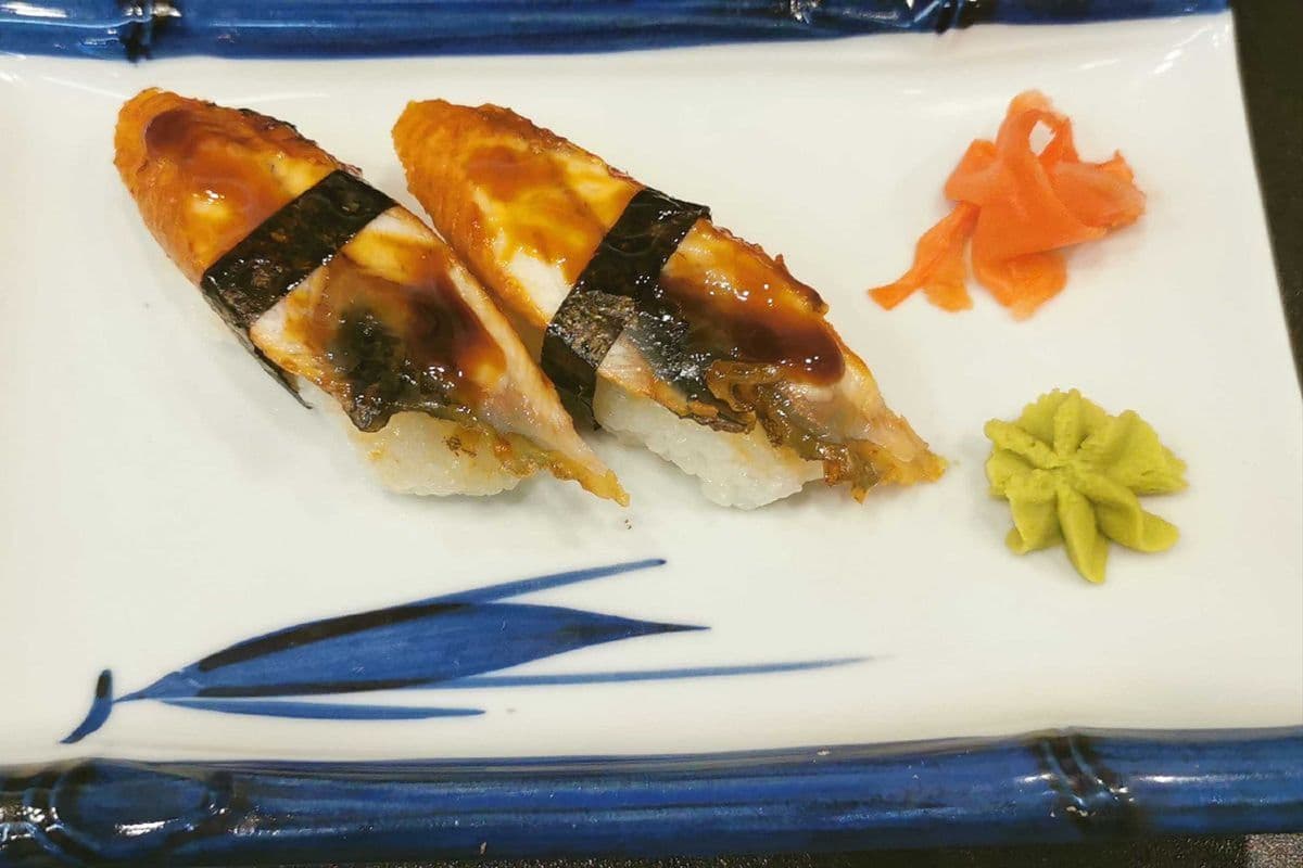 Unagi Sushi (2 pcs)