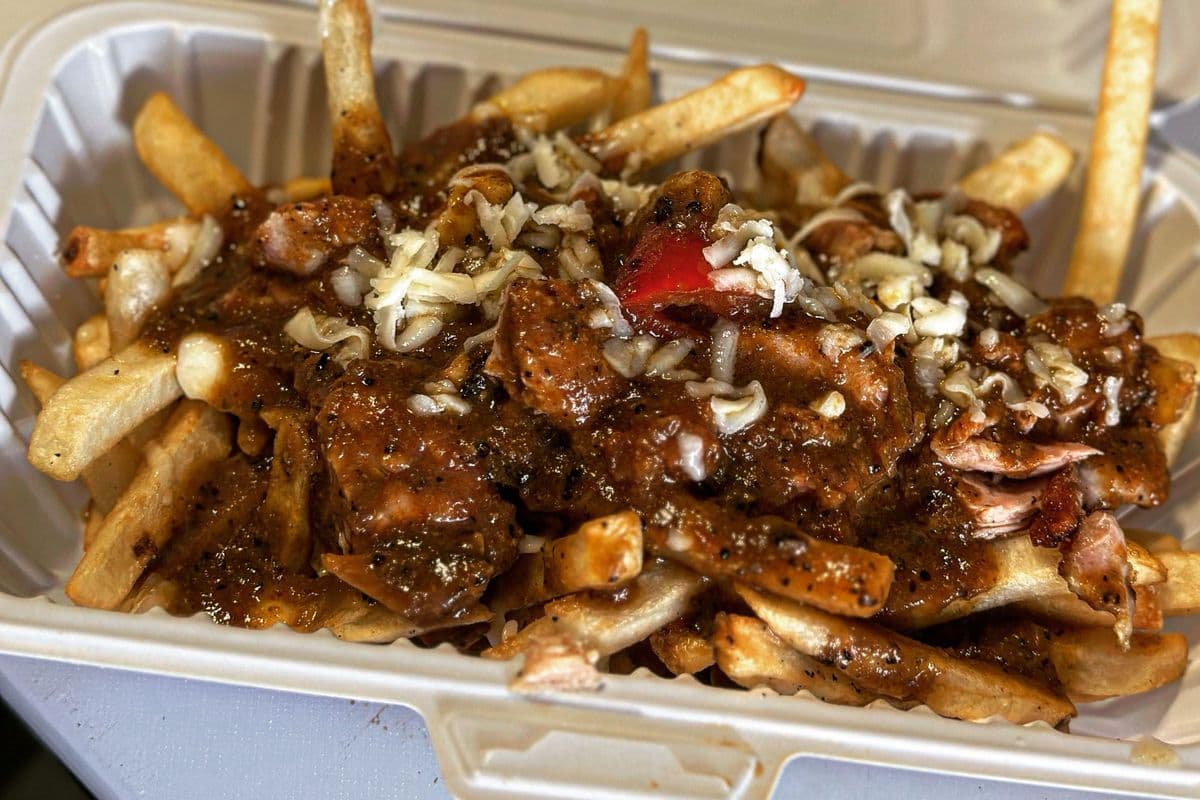 Curry Chicken Poutine