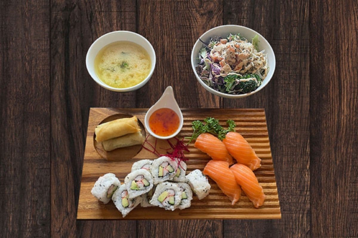 Sushi combo