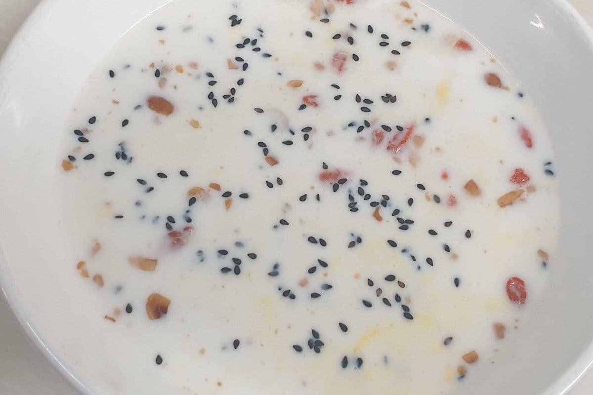2202. Milk with Fermented Glutinous Rice Wine