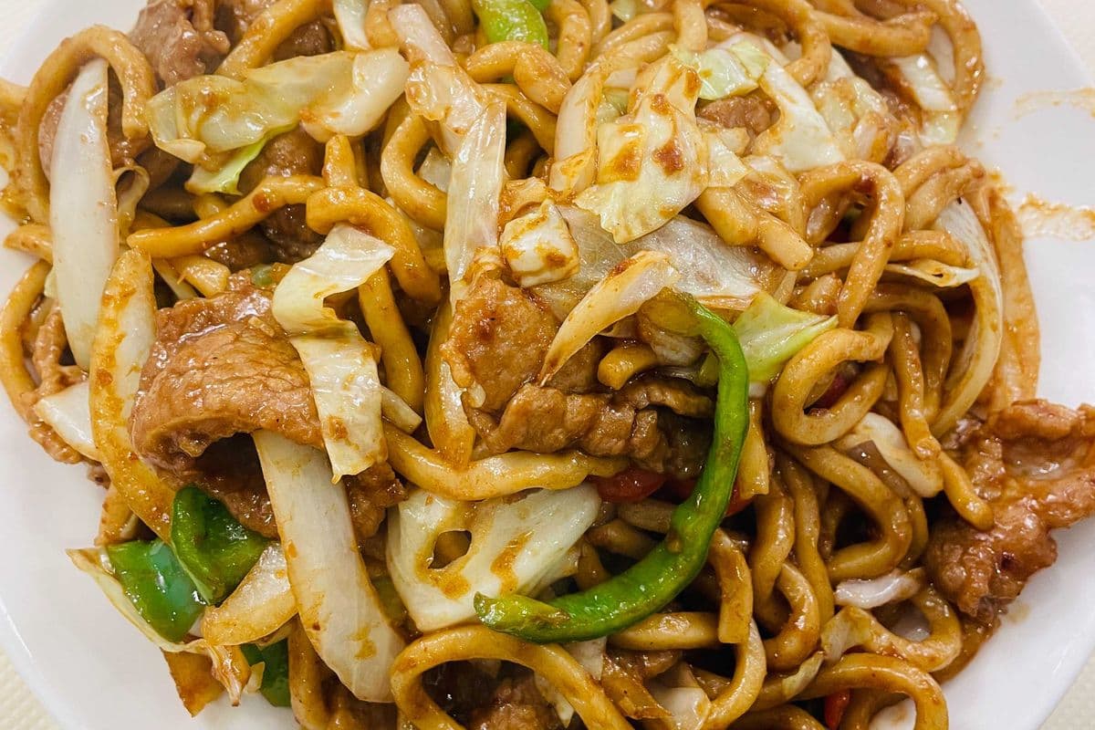 Shanghai Thick Noodles with Satay Beef 沙爹牛肉上海面