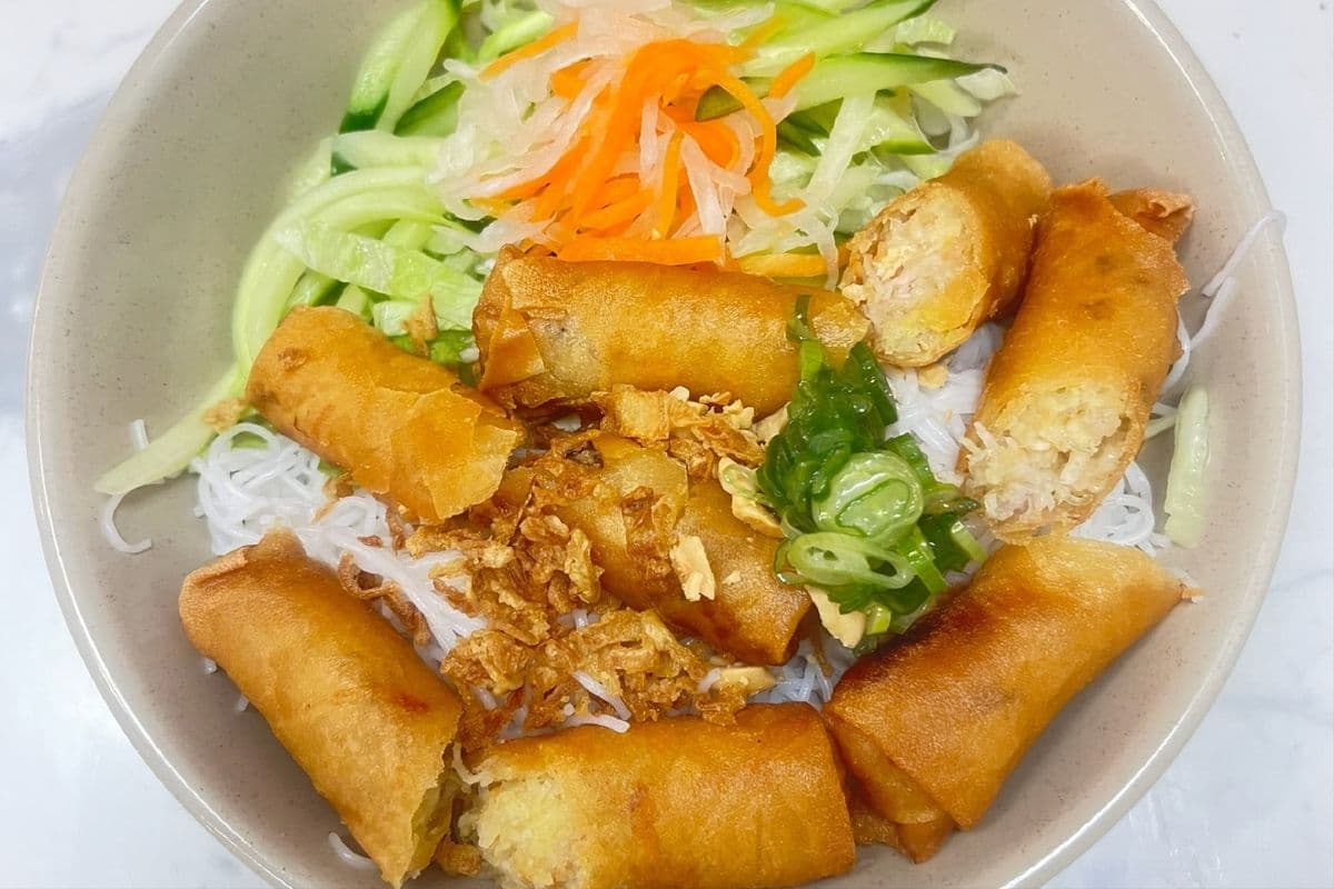 V1. Deep Fried Veggie Spring Roll / 素春卷 / 채소 스프링롤 튀김