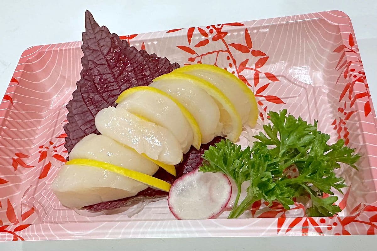 Sea Scallop Sashimi (3 pcs)